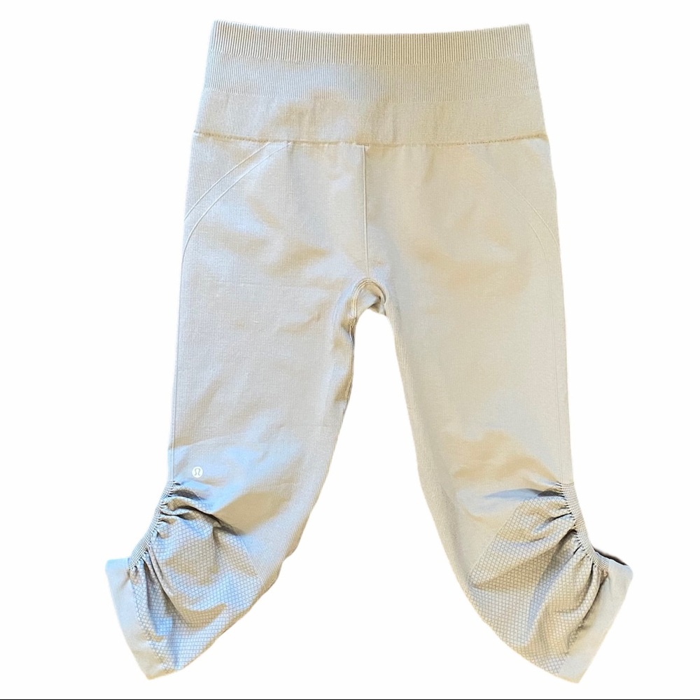 Lululemon Awakening Crop Taryn Toomey Gray Size 10